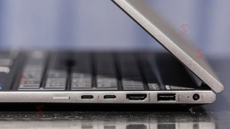پورت های لپ تاپ 15.6 اینچی اچ پی مدل HP ZBook Firefly 15 G8 - A PORT